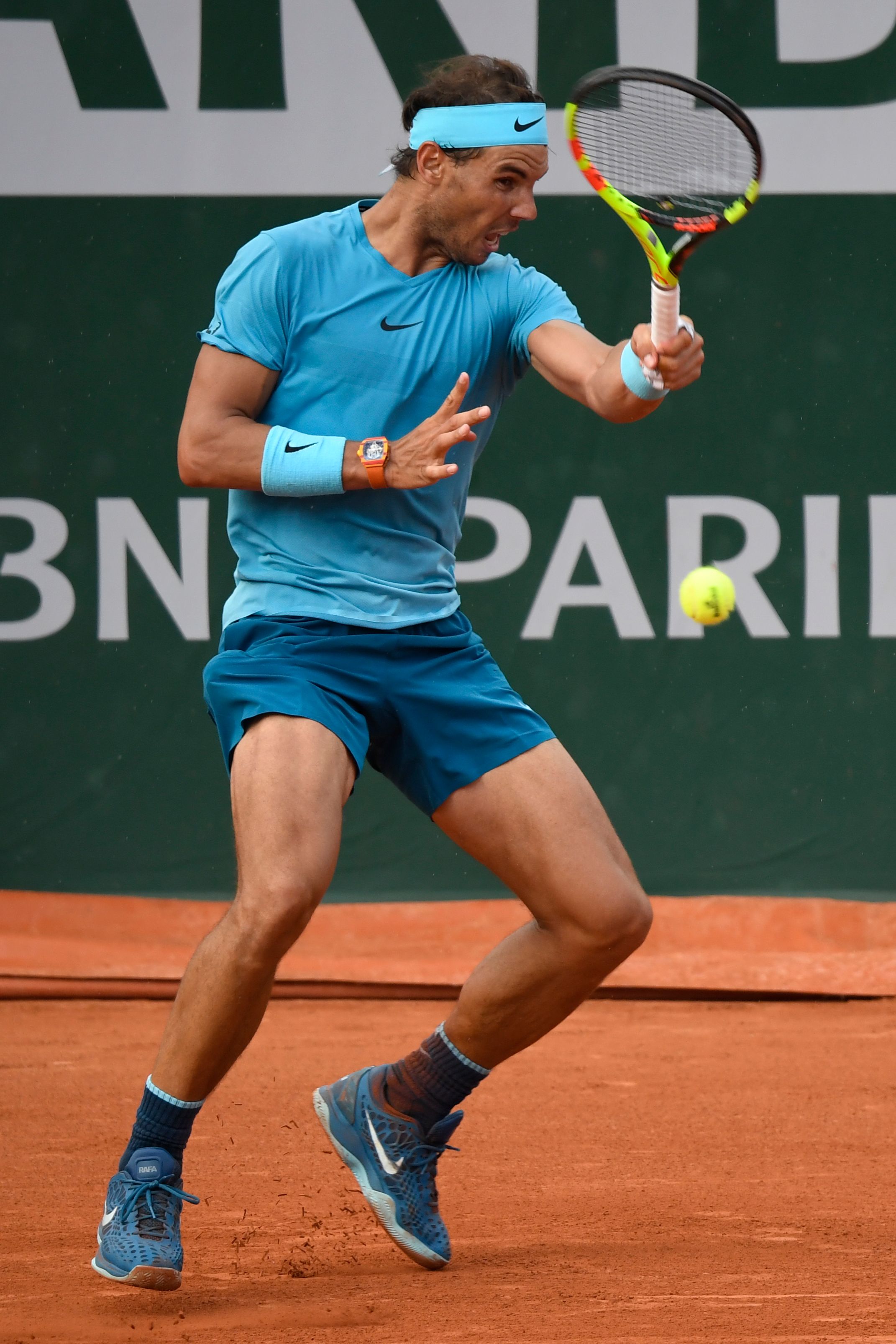 关于美国网球队轻取德国网球队，纳达尔高光表现的信息