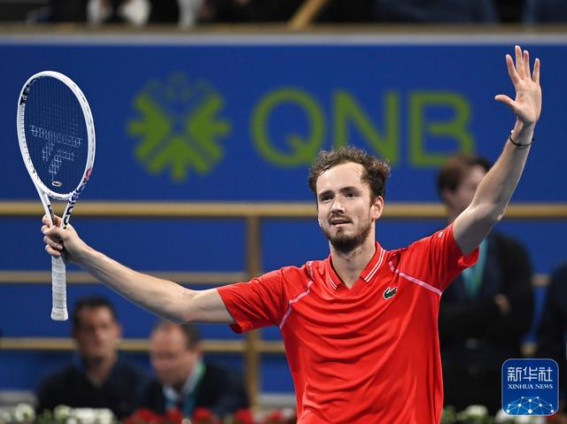 美国网球队爆冷欧洲网球队,梅德韦杰夫关键制胜的简单介绍 美国网球队爆冷欧洲网球队,梅德韦杰夫关键制胜的简单介绍