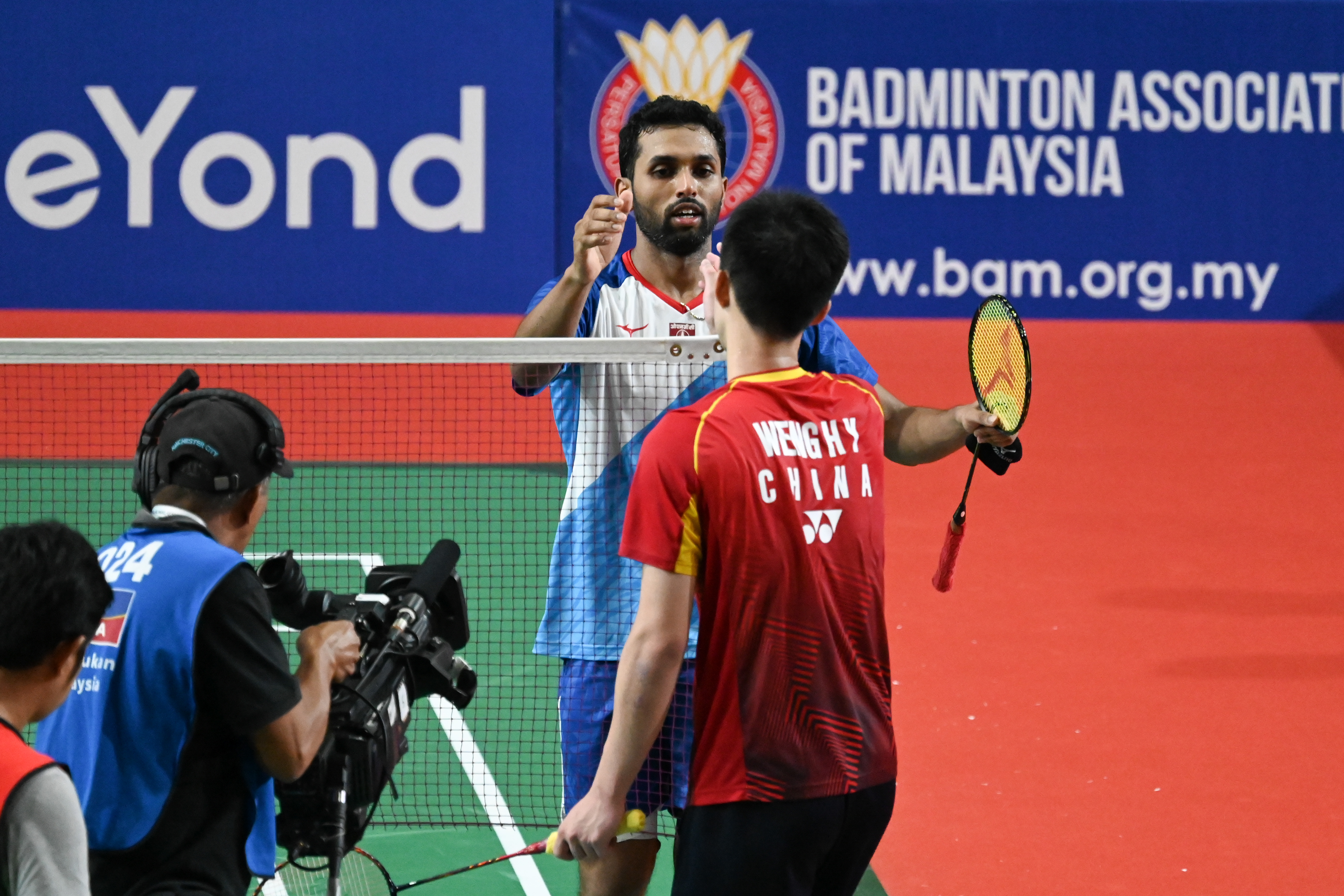 英格兰羽毛球队完胜马来西亚羽毛球队,陶菲克高光表现的简单介绍 英格兰羽毛球队完胜马来西亚羽毛球队,陶菲克高光表现的简单介绍