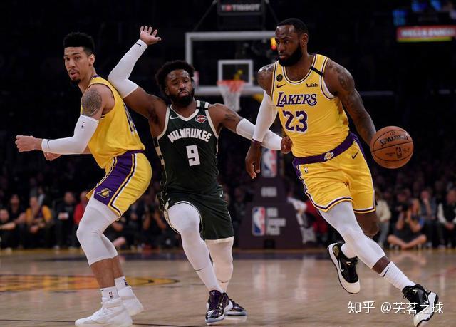 上海队力克福建队，字母哥带队取胜