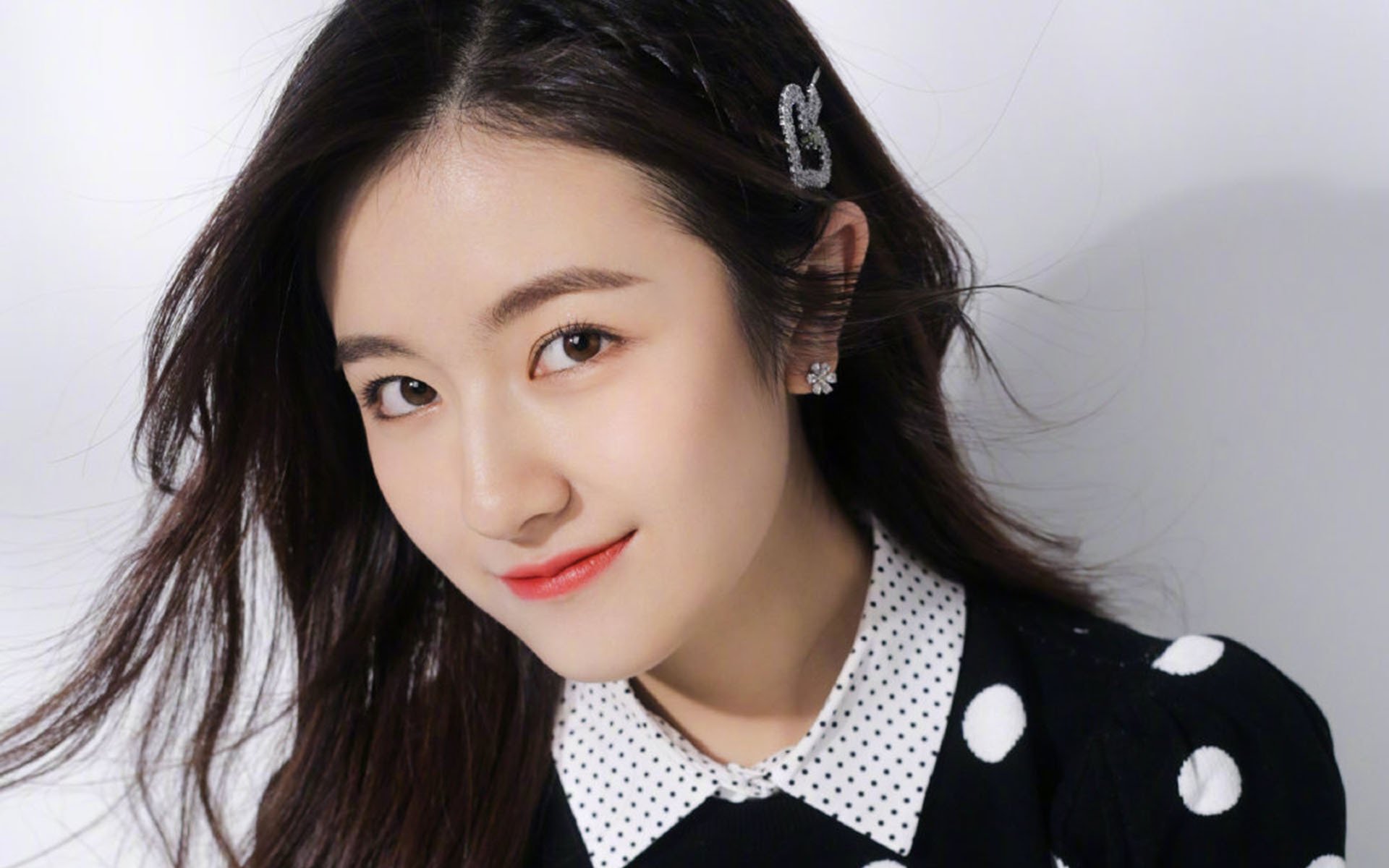 热火连击压制吉林队展团队威力,东契奇主宰比赛走向显巨星本色—篮球赛事双星闪耀解析