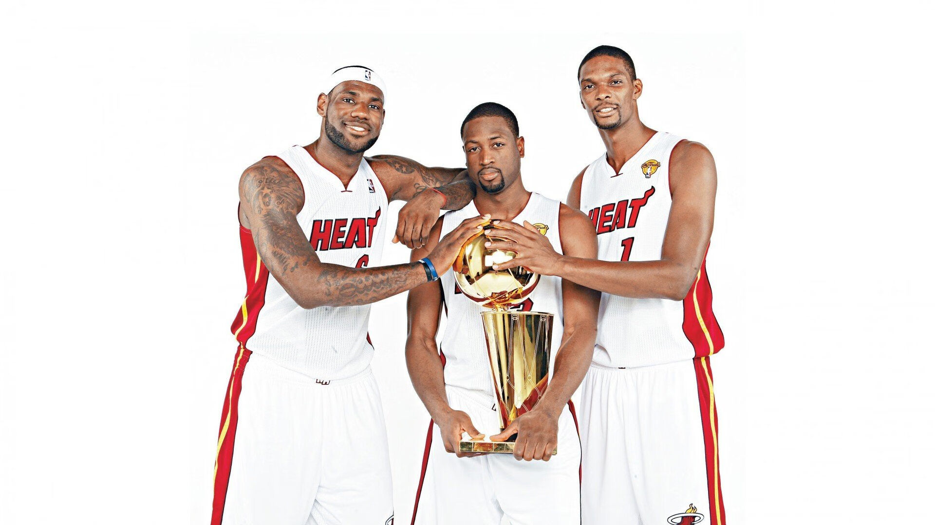 东决狂潮,锡安43分打穿迈阿密铁壁,鹈鹕队史首入总决赛