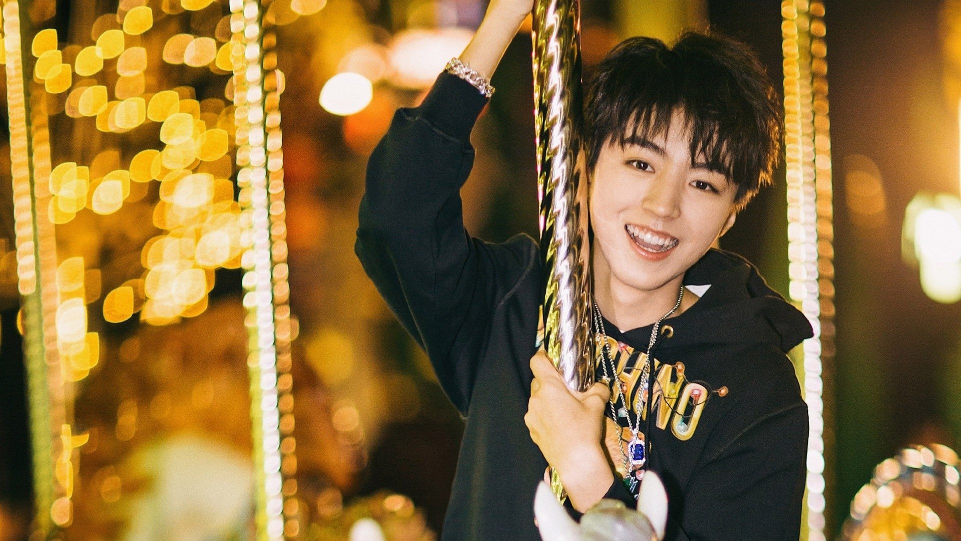 加纳爆冷击败曼城夺魁,弗拉霍维奇主宰世界排名关键战