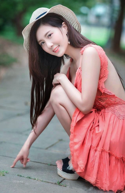 亚洲铁闸引爆全球热评,富安健洋在跨大陆对决中定义防守艺术